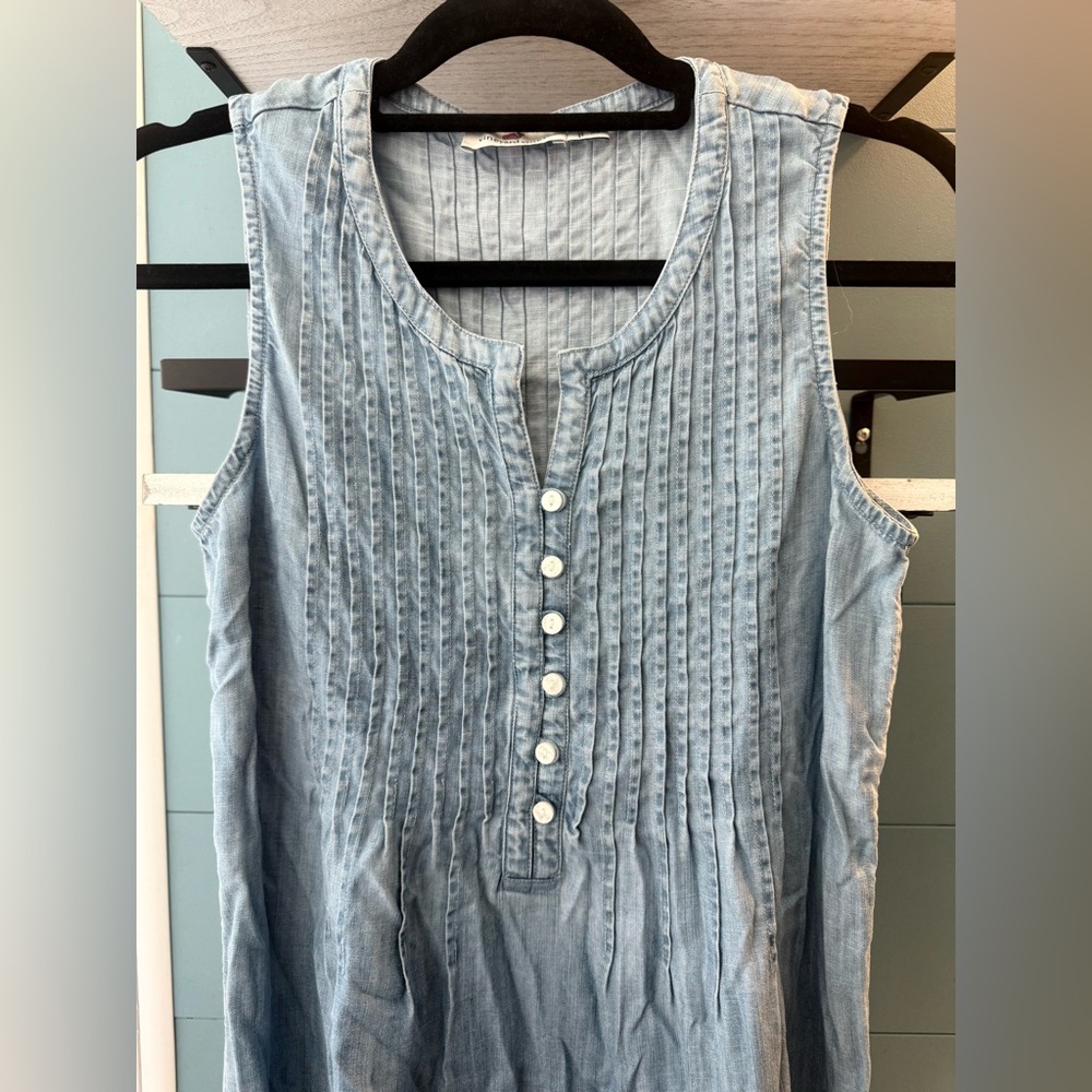 Vineyard Vines Pintuck Pleated Chambray Sleeveless Button-Front Shift Dress | XS - Picture 2 of 7